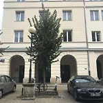 Pod Arkadami 公寓 华沙