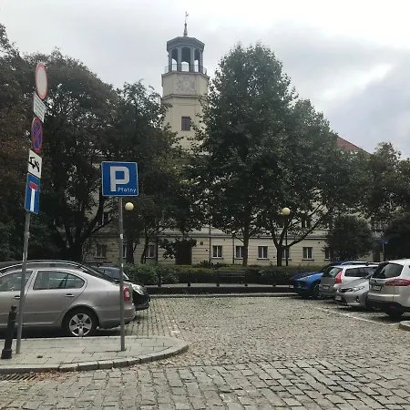 Pod Arkadami Varsovie